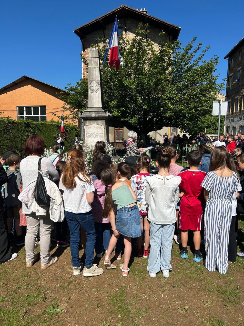 8 mai